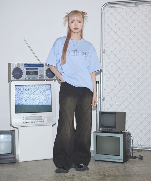 MSG（エムエスジー）の「ヴィンテージ加工オーバーサイズウェーブ切替ワイドストレートバギーデニムパンツ　11.5oz【UNISEX】（デニムパンツ・メンズ・ブラック/ブルー/グレー/ネイビー・L/M/XL/S）」の10枚目の写真