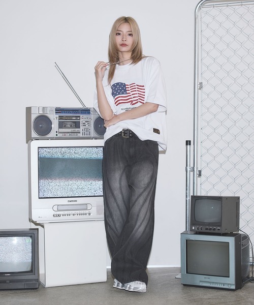 MSG（エムエスジー）の「ヴィンテージ加工オーバーサイズウェーブ切替ワイドストレートバギーデニムパンツ　11.5oz【UNISEX】（デニムパンツ・メンズ・ブラック/ブルー/グレー/ネイビー・L/M/XL/S）」の15枚目の写真