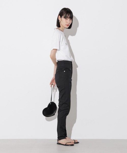 Apo(s)ture(アポスチャー)の「NANCY-002/チノストレッチハイウエストスキニーパンツ(チノパンツ・レディース・ホワイト/ベージュ/モカ/ブラック・XS/S/M/L/XL)」の17枚目の写真
