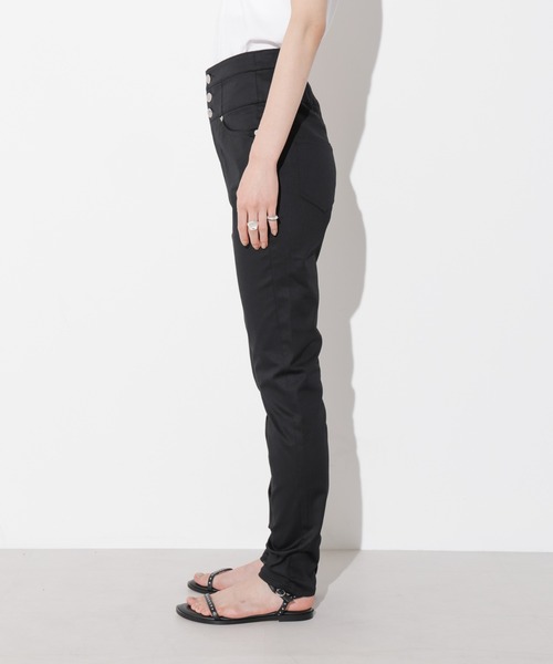 Apo(s)ture(アポスチャー)の「NANCY-002/チノストレッチハイウエストスキニーパンツ(チノパンツ・レディース・ホワイト/ベージュ/モカ/ブラック・XS/S/M/L/XL)」の12枚目の写真