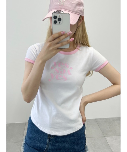 PHILLY(フィリー)の「ロゴリンガーコンパクトTシャツ(Tシャツ/カットソー・レディース・ブラウン/ブラック/ピンク・FREE)」の1枚目の写真