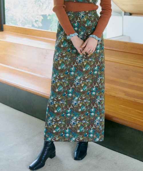 Unitage(ユニテージ)の「アンティーク調ジャガードロングスカート(スカート・レディース・ベージュ/ブラウン・FREE)」の18枚目の写真