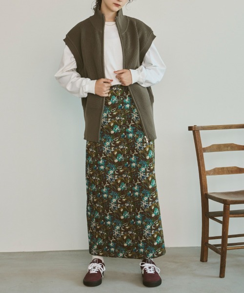 Unitage(ユニテージ)の「アンティーク調ジャガードロングスカート(スカート・レディース・ベージュ/ブラウン・FREE)」の20枚目の写真