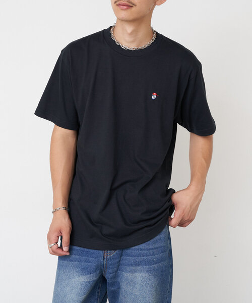 CIAOPANIC(チャオパニック)の「【BNCP】ワンポイントロゴ刺繍Tシャツ(Tシャツ/カットソー・レディース・レッド/ホワイト/ブラック/グレー/チャコールグレー・LARGE/X-LARGE)」の2枚目の写真