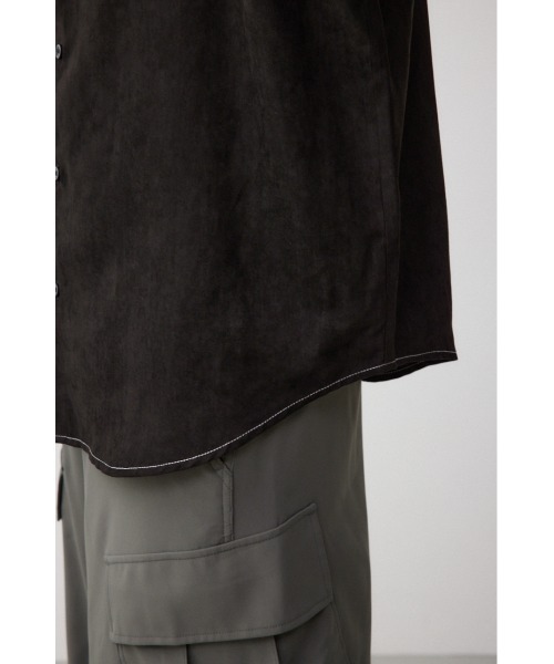 AZUL by moussy（アズールバイマウジー）の「フェイクスウェードリラックスシャツ（シャツ/ブラウス・メンズ・ブラック/グレー系その他/パープル/グリーン系その他2/ブラック系その他・FREE）」の15枚目の写真