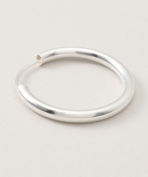JOURNAL STANDARD relume(ジャーナルスタンダード レリューム)の「RELUME フープピアス ミニ(ピアス(両耳用)・レディース・シルバー・FREE)」の4枚目の写真