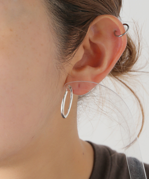 JOURNAL STANDARD relume(ジャーナルスタンダード レリューム)の「RELUME フープピアス ミニ(ピアス(両耳用)・レディース・シルバー・FREE)」の5枚目の写真