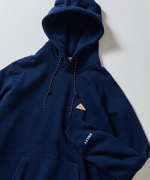 FREAK'S STORE（フリークスストア）の「限定展開 KELTY×FREAK'S STORE/ケルティ 別注 ワンポイント ヴィンテージロゴ プルオーバーパーカー/フーディー（パーカー・メンズ・アッシュグレー/オフホワイト/グレイッシュブルー/ネイビー/スミクロ/ブラック/グレイッシュベージュ・SMALL/MEDIUM/LARGE/X-LARGE）」の21枚目の写真