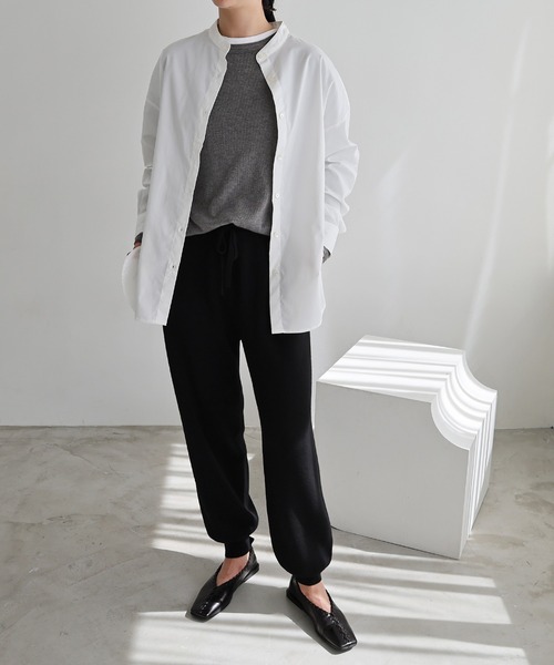 evernavy(エバーネイビー)の「イージーケアバンドカラーシャツブラウス(シャツ/ブラウス・レディース・ホワイト/ブラック/サックスブルー/ライトブルー・M)」の13枚目の写真