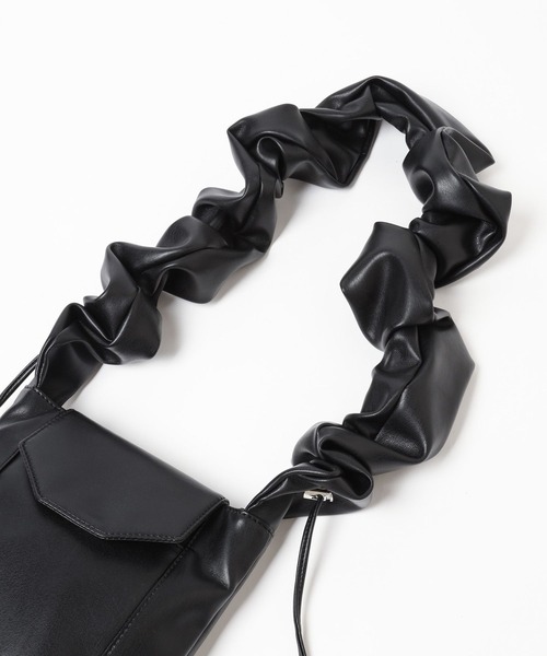 HARE（ハレ）の「ギャザーMINIショルダーBAG(HARE)（ショルダーバッグ・メンズ・ブラック・FREE）」の6枚目の写真