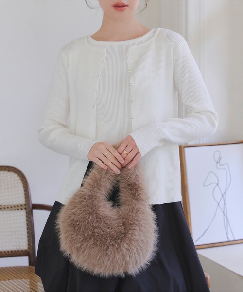 KOBE LETTUCE(コウベレタス)の「チェーンショルダー付きファーバッグ(ハンドバッグ・レディース・ベージュ/ブラウン/オフホワイト/ブラック/グリーン・F)」の20枚目の写真