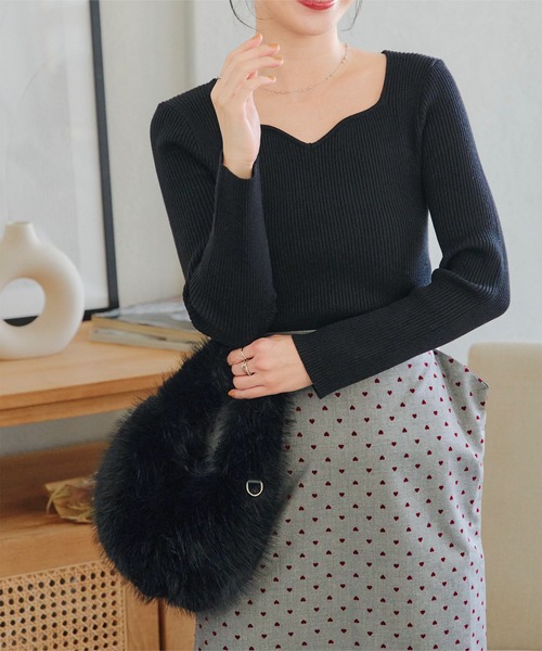 KOBE LETTUCE(コウベレタス)の「チェーンショルダー付きファーバッグ(ハンドバッグ・レディース・ベージュ/ブラウン/オフホワイト/ブラック/グリーン・F)」の17枚目の写真