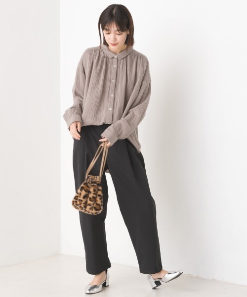 OMNES(オムネス)の「撥水加工高密度ストレッチツイルタックパンツ(その他パンツ・レディース・ベージュ/ブラウン/ブラック・MEDIUM/LARGE)」の7枚目の写真