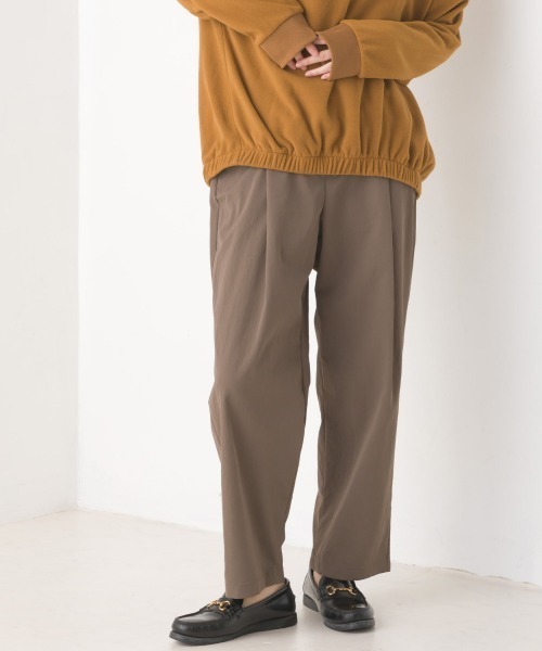 OMNES(オムネス)の「撥水加工高密度ストレッチツイルタックパンツ(その他パンツ・レディース・ベージュ/ブラウン/ブラック・MEDIUM/LARGE)」の9枚目の写真