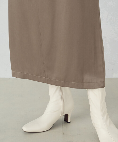 COMME CA ISM（コムサイズム）の「レーヨンポリエステル　ピーチサテン　ナロースカート（スカート・レディース・ブラウン/ブラック・MEDIUM/LARGE）」の18枚目の写真
