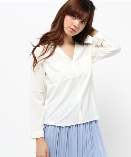 Chico（チコ）の「ミリタリースキッパーシャツ（シャツ/ブラウス・レディース・ホワイト/ベージュ/ブラック・FREE）」の2枚目の写真