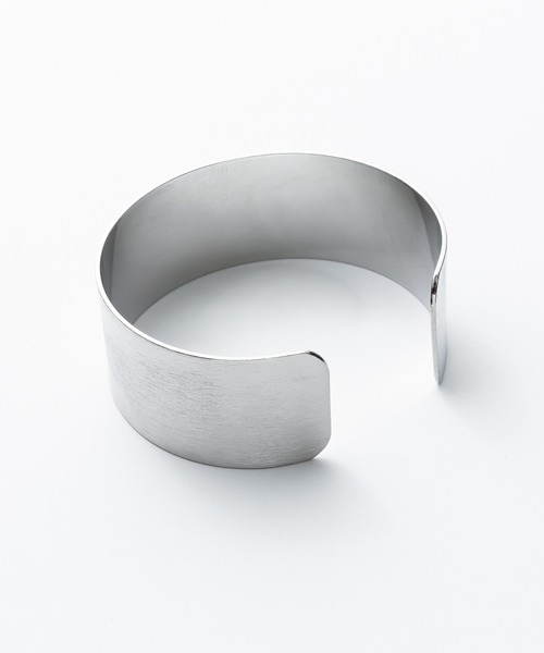 ciite'（シーテ）の「ディフォームバングル（バングル/リストバンド・レディース・シルバー・FREE）」の5枚目の写真