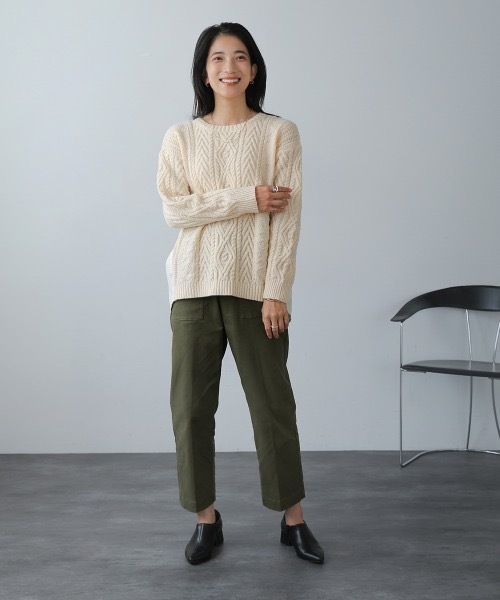 Bou Jeloud(ブージュルード)の「ケーブルバックプリーツニットプルオーバー(ニット/セーター・レディース・レッド/アイボリー/ブラック・FREE)」の7枚目の写真