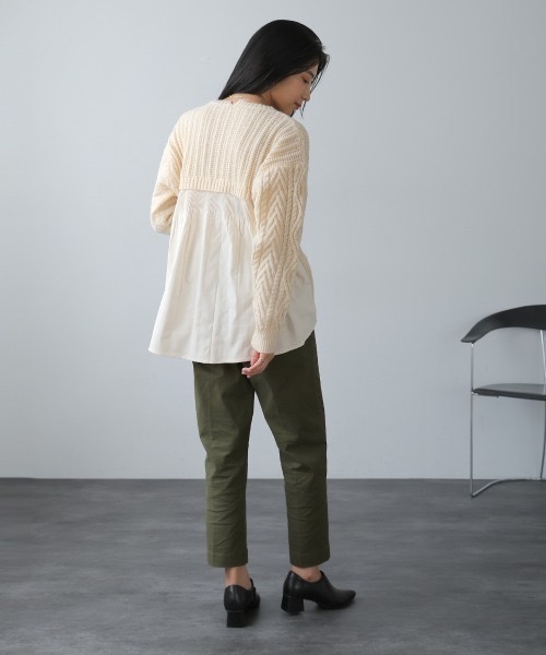 Bou Jeloud(ブージュルード)の「ケーブルバックプリーツニットプルオーバー(ニット/セーター・レディース・レッド/アイボリー/ブラック・FREE)」の10枚目の写真