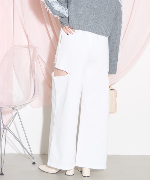 tocco closet（トッコ　クローゼット）の「【ZOZO限定】パール×サイドダメージ裏起毛スウェットパンツ（スウェットパンツ・レディース・ブラック/オフホワイト/グレー・M）」の9枚目の写真