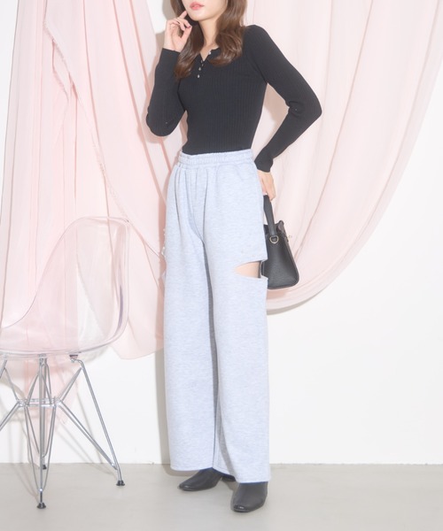 tocco closet（トッコ　クローゼット）の「【ZOZO限定】パール×サイドダメージ裏起毛スウェットパンツ（スウェットパンツ・レディース・ブラック/オフホワイト/グレー・M）」の21枚目の写真