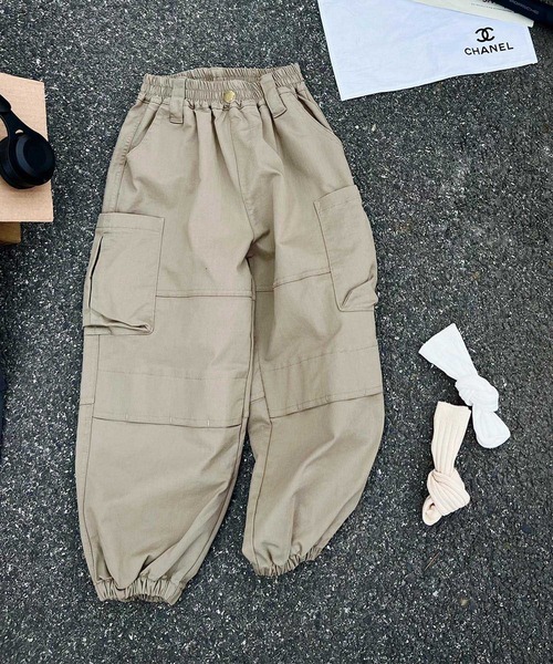 aimoha（アイモハ）の「【aimoha-KIDS-】カーゴパンツ（カーゴパンツ・キッズ・ブラック/ベージュ/オフホワイト/ダークグレー・110/120/130/140/150/160）」の4枚目の写真