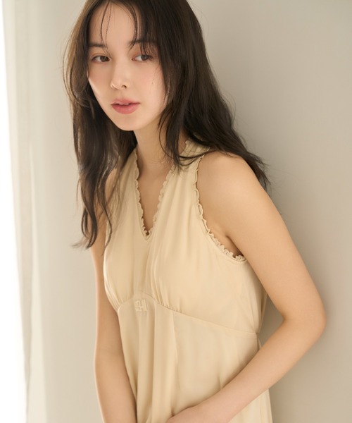 SNIDEL HOME(スナイデルホーム)の「ヴィンテージプリントワンピース(ルームワンピース・レディース・ブルー/ライトピンク/オフホワイト・FREE)」の5枚目の写真