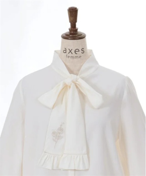 axes femme（アクシーズファム）の「蝶×バラ刺繍ボウタイブラウス（シャツ/ブラウス・レディース・ブラウン/ホワイト/ワイン・FREE）」の13枚目の写真