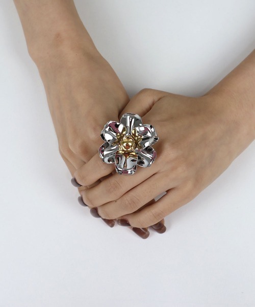CEMONEMO（セモネモ）の「メタル フラワー リング（リング・レディース・シルバー/ゴールド・FREE）」の11枚目の写真