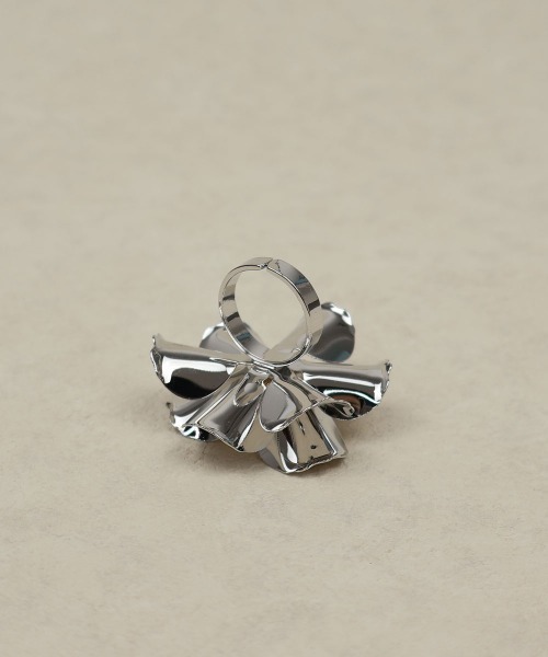 CEMONEMO（セモネモ）の「メタル フラワー リング（リング・レディース・シルバー/ゴールド・FREE）」の16枚目の写真