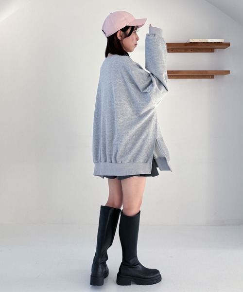 Heather（ヘザー）の「WEB限定　スーパーBIGシルエット裏毛スウェット　290251（スウェット・レディース・レッド/ベージュ/オートミール/グレー/ブラック・FREE）」の21枚目の写真