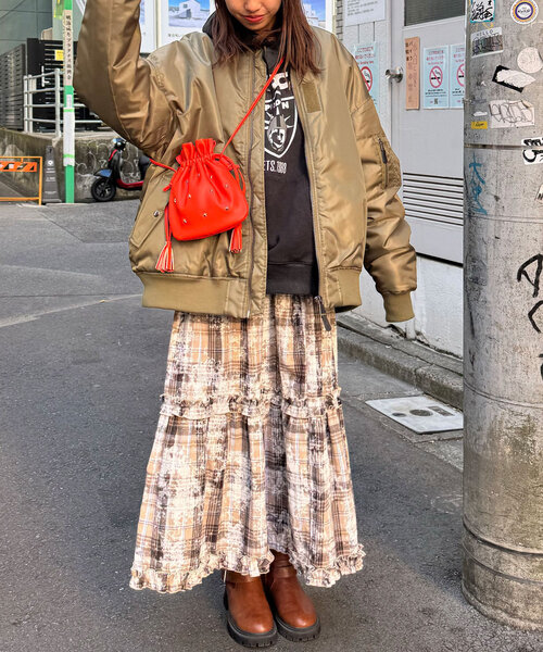 CIAOPANIC（チャオパニック）の「スプレープリントチェックティアードスカート（スカート・レディース・ブラウン/レッド/グリーン・ONE SIZE）」の5枚目の写真