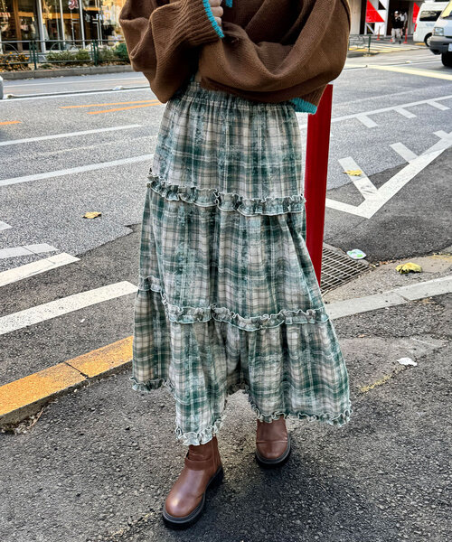 CIAOPANIC（チャオパニック）の「スプレープリントチェックティアードスカート（スカート・レディース・ブラウン/レッド/グリーン・ONE SIZE）」の12枚目の写真