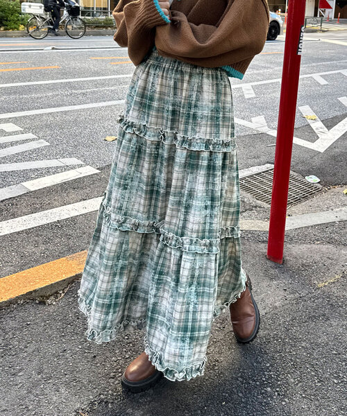 CIAOPANIC（チャオパニック）の「スプレープリントチェックティアードスカート（スカート・レディース・ブラウン/レッド/グリーン・ONE SIZE）」の14枚目の写真