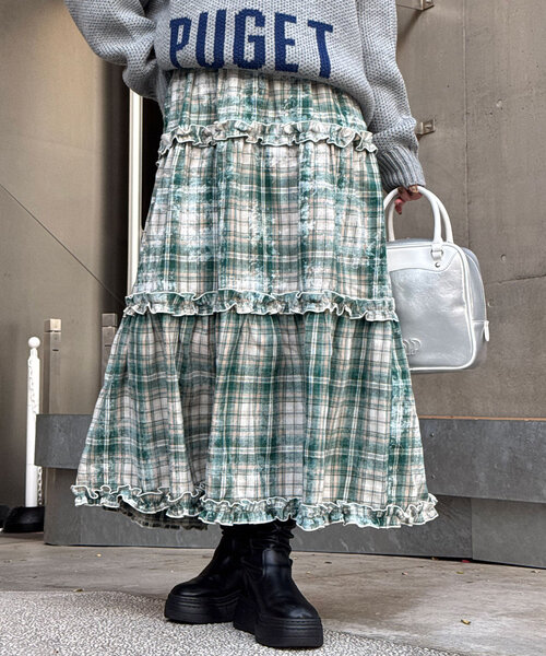 CIAOPANIC（チャオパニック）の「スプレープリントチェックティアードスカート（スカート・レディース・ブラウン/レッド/グリーン・ONE SIZE）」の16枚目の写真