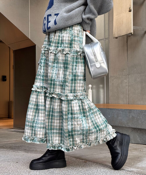 CIAOPANIC（チャオパニック）の「スプレープリントチェックティアードスカート（スカート・レディース・ブラウン/レッド/グリーン・ONE SIZE）」の17枚目の写真