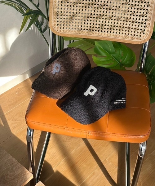 nemne store(ネンネストア)の「ボアキャップ(キャップ・レディース・ブラウン系/ネイビー・フリー)」の3枚目の写真