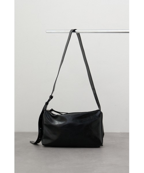AZUL by moussy(アズールバイマウジー)の「リボンデザインギャザーショルダーバッグ(ショルダーバッグ・レディース・アイボリー/ブラック・FREE)」の9枚目の写真