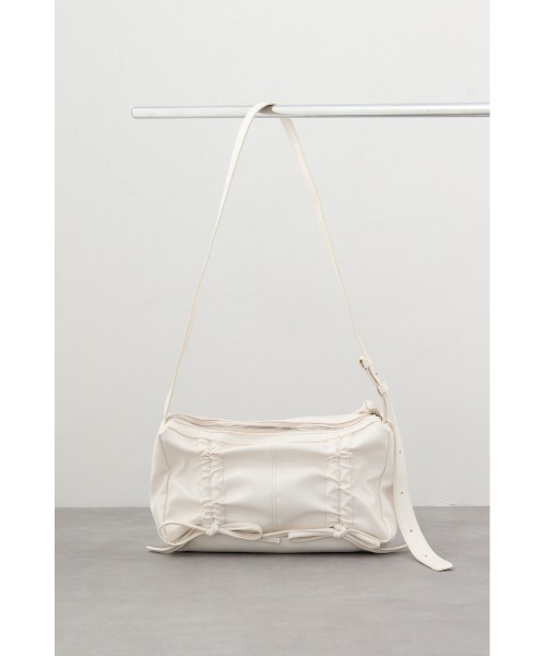 AZUL by moussy(アズールバイマウジー)の「リボンデザインギャザーショルダーバッグ(ショルダーバッグ・レディース・アイボリー/ブラック・FREE)」の20枚目の写真
