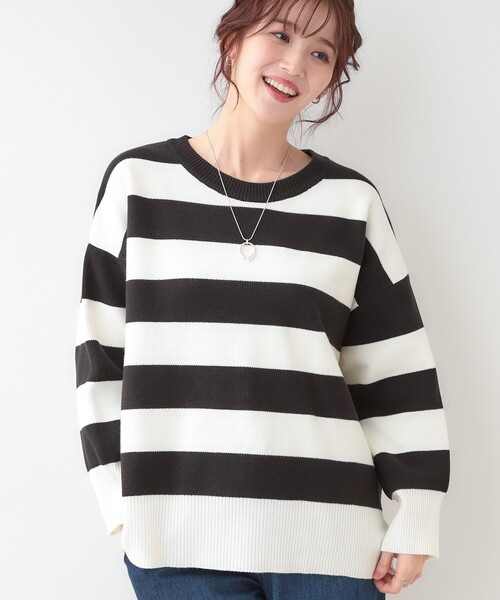 SHOO・LA・RUE（シューラルー）の「【S-LL/洗える】スウェットライク オーバーサイズニット（ニット/セーター・レディース・ネイビー/ベビーピンク/ナチュラル/ホワイト系5・01/02/03/04）」の2枚目の写真