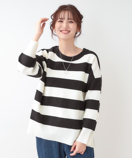 SHOO・LA・RUE（シューラルー）の「【S-LL/洗える】スウェットライク オーバーサイズニット（ニット/セーター・レディース・ネイビー/ベビーピンク/ナチュラル/ホワイト系5・01/02/03/04）」の22枚目の写真