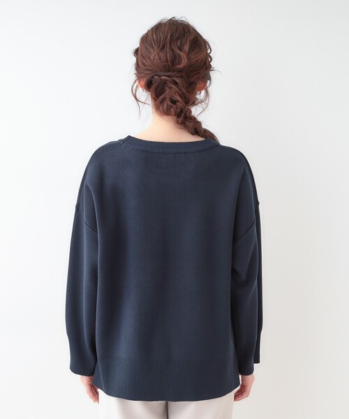 SHOO・LA・RUE（シューラルー）の「【S-LL/洗える】スウェットライク オーバーサイズニット（ニット/セーター・レディース・ネイビー/ベビーピンク/ナチュラル/ホワイト系5・01/02/03/04）」の8枚目の写真