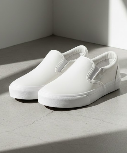 AAA+（サンエープラス）の「スリッポンスニーカー ユニセックス ヴァルカナイズ製法（スリッポン・レディース・ダークブラウン系1/ブラック系1/グレー系1/キャメル/ベージュ系1/ホワイト系1/シルバー系1・43/42/39/38/37/36/45/44/41/40）」の2枚目の写真