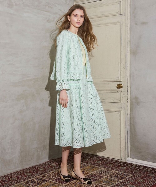 ★未使用★ 定価5万円 TOCCA トッカ 花柄 フレアスカート 総刺繍 S セール】FLOWER STORM スカート（スカート）｜TOCCA（トッカ）の