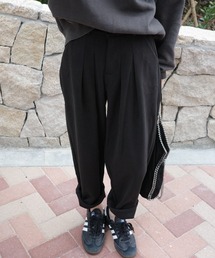 リラックスタックパンツ