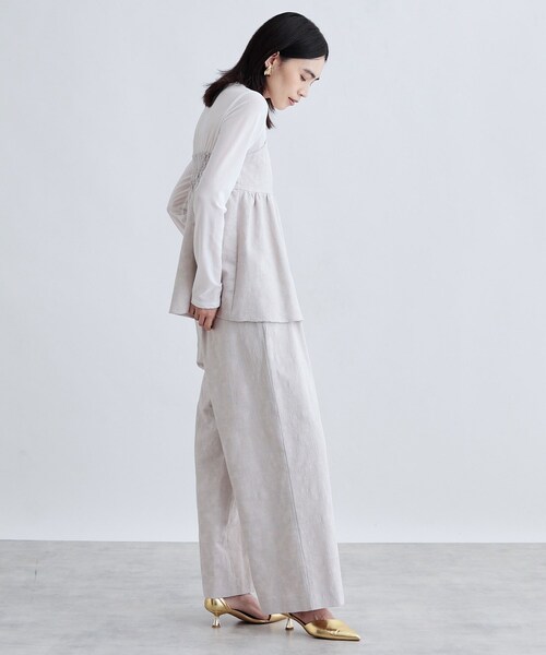 GALLEST(ギャレスト)の「【セレモニー/セットアップ可能】フローラルジャカードトップス(シャツ/ブラウス・レディース・ライトグレー/ブラック・38)」の11枚目の写真