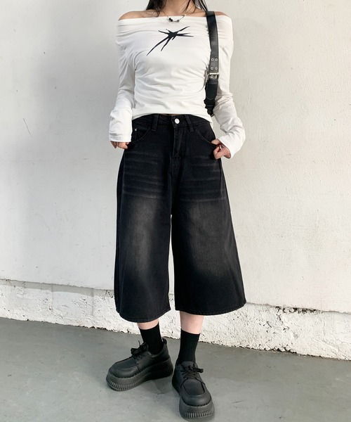 lilful(リルフル)の「ウォッシュ加工 バギーハーフデニムパンツ(デニムパンツ・レディース・ブラック/ブルー/ブルー系その他・M/L/S)」の6枚目の写真