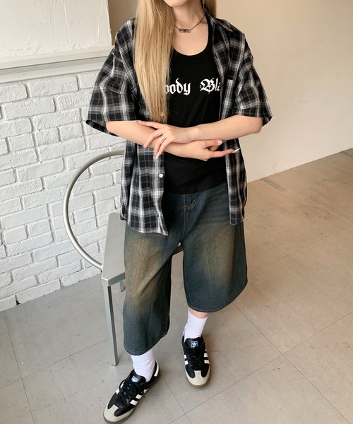 lilful(リルフル)の「ウォッシュ加工 バギーハーフデニムパンツ(デニムパンツ・レディース・ブラック/ブルー/ブルー系その他・M/L/S)」の22枚目の写真