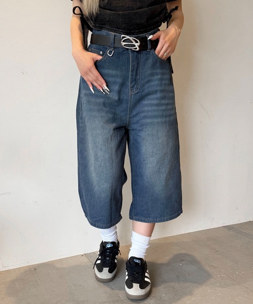 lilful(リルフル)の「ウォッシュ加工 バギーハーフデニムパンツ(デニムパンツ・レディース・ブラック/ブルー/ブルー系その他・M/L/S)」の19枚目の写真