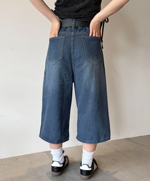 lilful(リルフル)の「ウォッシュ加工 バギーハーフデニムパンツ(デニムパンツ・レディース・ブラック/ブルー/ブルー系その他・M/L/S)」の18枚目の写真